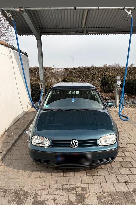 Gebraucht VW Golf IV 75 PS (55 kW) 2002 Grün Kleinwagen
