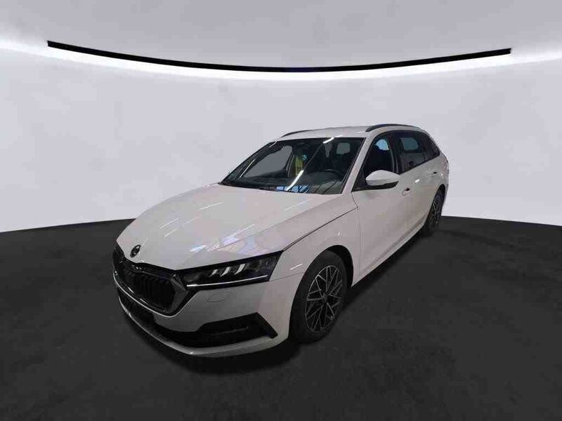 Candy white Gebraucht 2023 Skoda Octavia Ambition Kombi | 23.485 € (Fairer Preis) - Bild 1/4