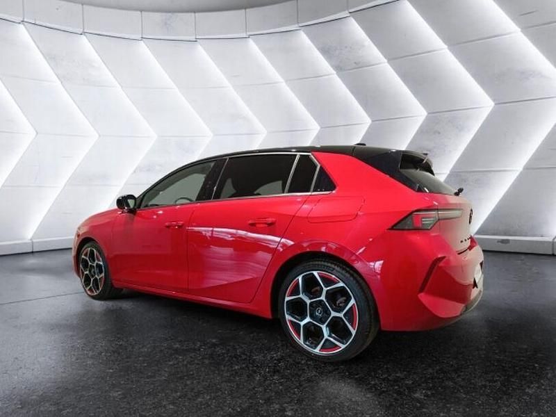 Gebraucht Opel Astra GS Line 181 PS (133 kW) 2022 Rot Limousine