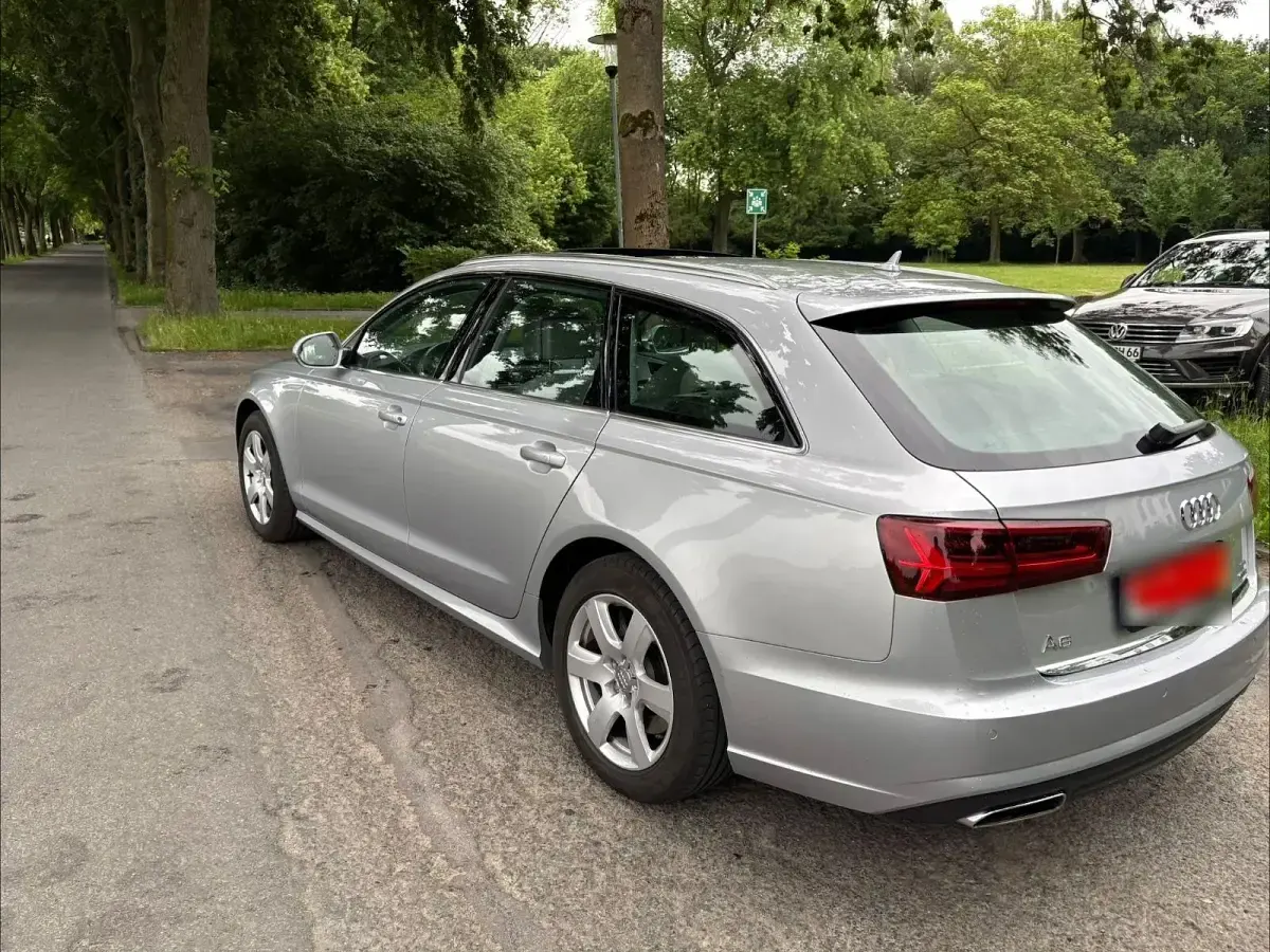 Gebraucht Audi A6 218 PS (160 kW) 2015 Silber Kombi