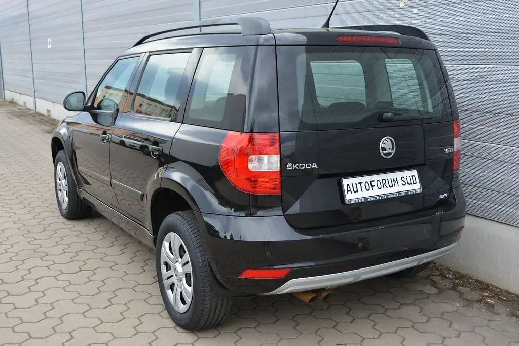 Gebraucht Skoda Yeti 110 PS (80 kW) 2016 Schwarz SUV