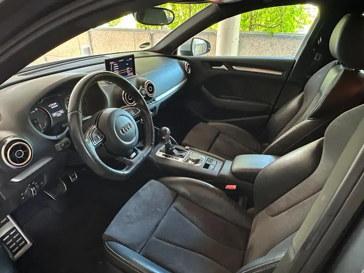 Gebraucht Audi A3 S-Line 150 PS (110 kW) 2014 Grau Limousine