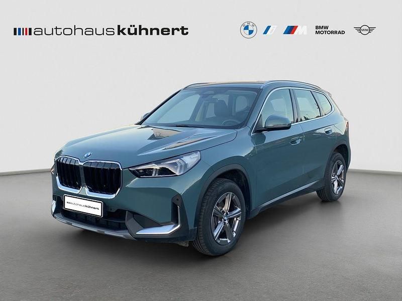Cape york gruen metallic grün Gebraucht 2023 BMW X1 SUV | 34.865 € (Guter Preis) - Bild 1/4