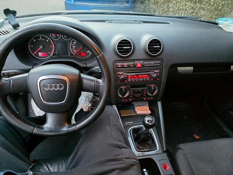 Schwarz Gebraucht 2005 Audi A3 Sportback Kleinwagen | 1.001 € (Superpreis) - Bild 1/4