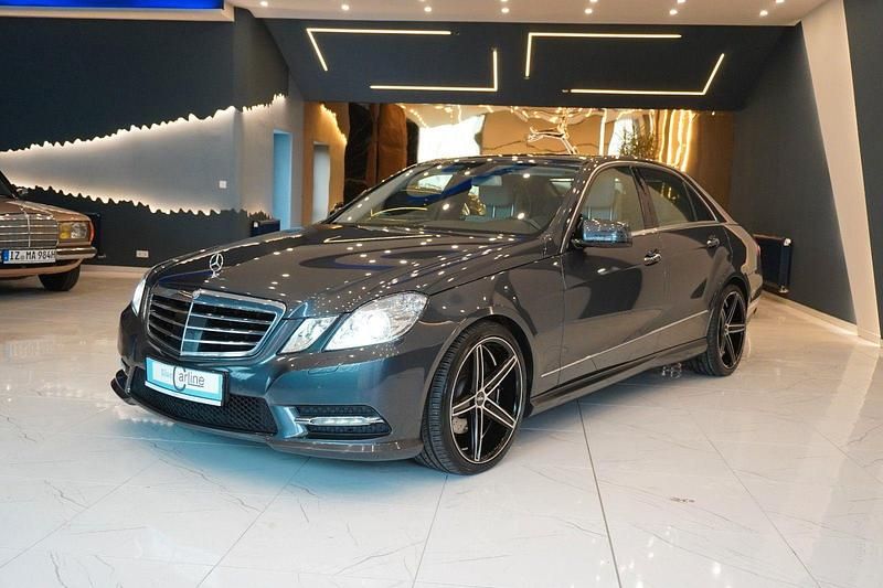 Tenoritgrau Gebraucht 2012 Mercedes E300 AMG Limousine | 14.499 € (Etwas zu teuer) - Bild 1/4