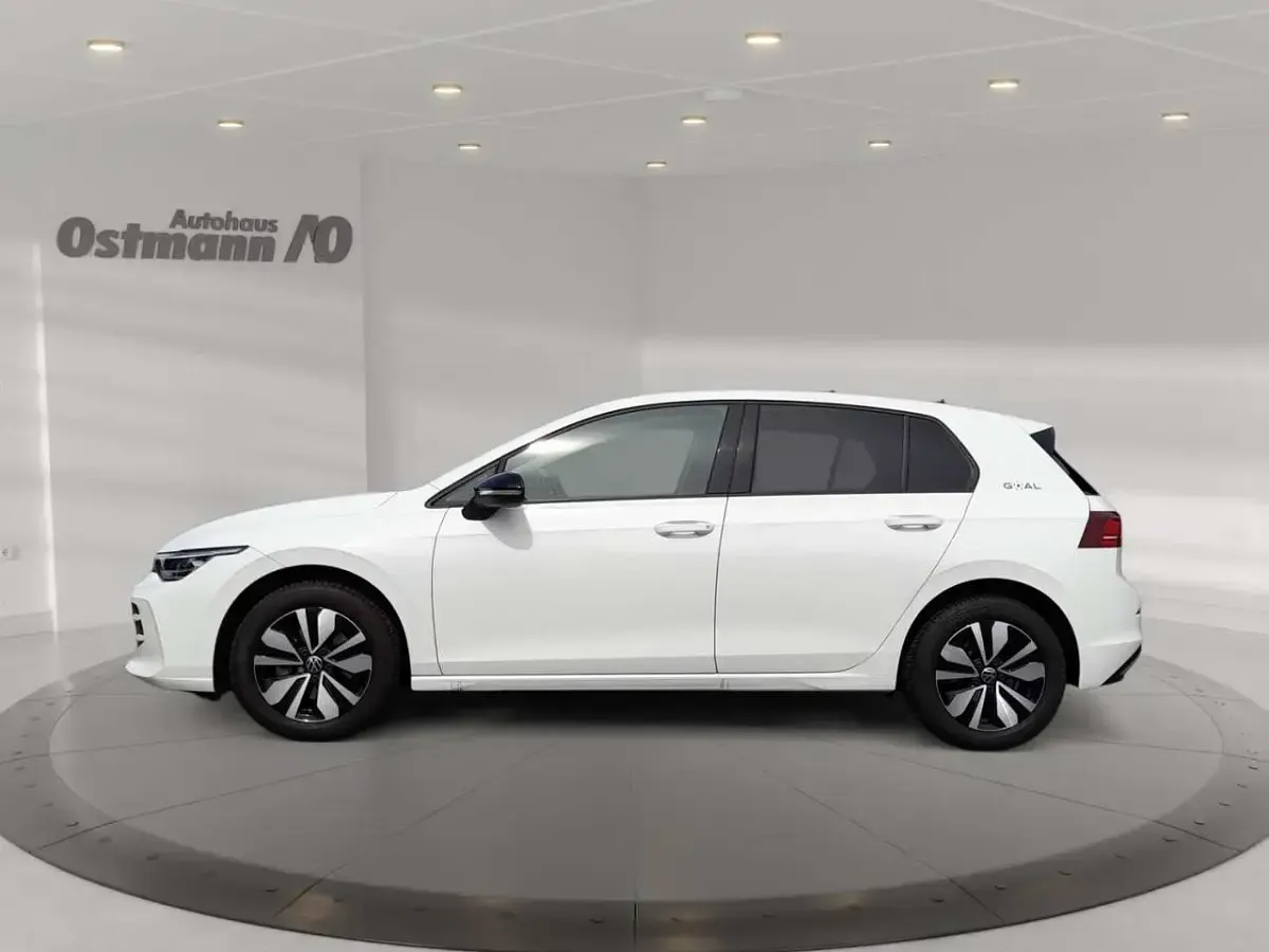 Gebraucht VW Golf VIII Goal 116 PS (85 kW) 2025 Pure white Limousine