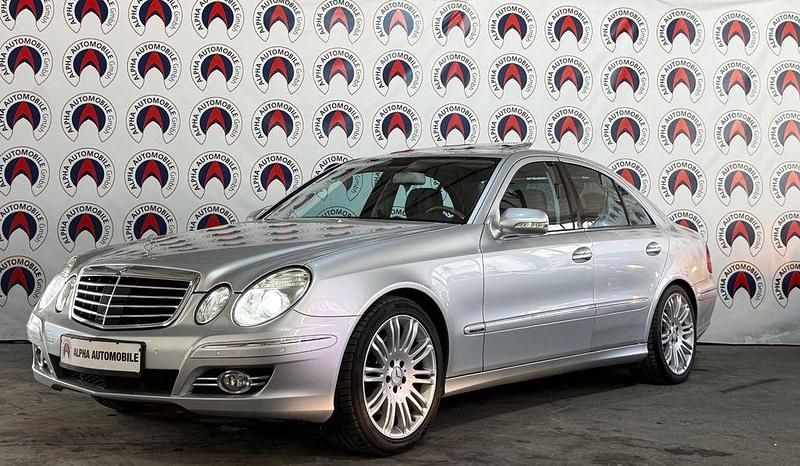 Silber Gebraucht 2008 Mercedes E350 Limousine | 9.990 € (Fairer Preis) - Bild 1/4