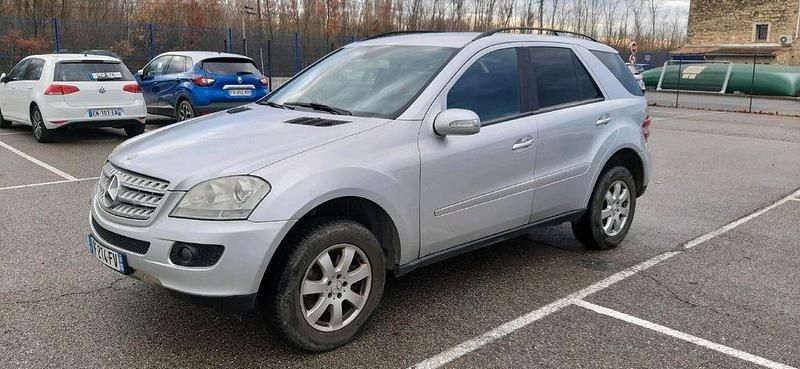 Gebraucht Mercedes ML280 190 PS (139 kW) 2007 Silber SUV