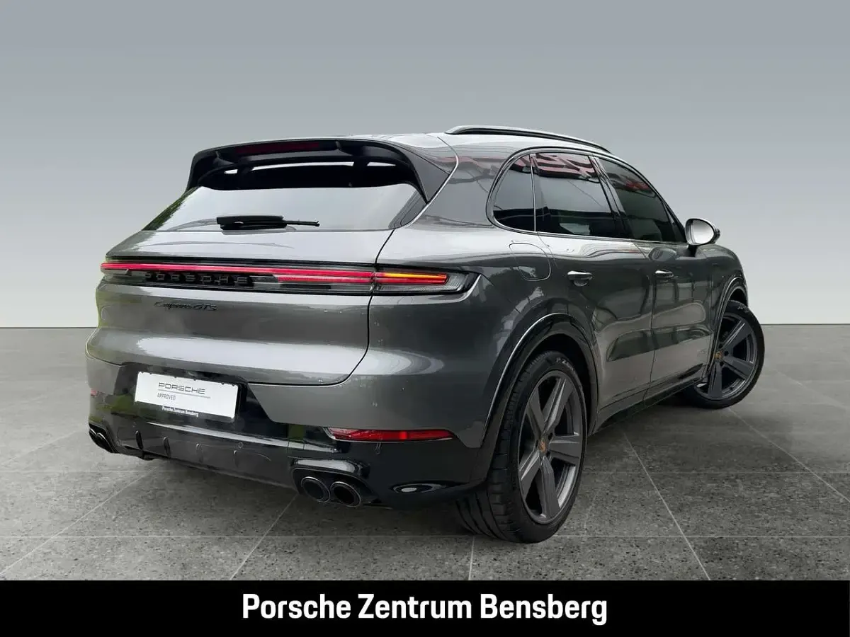 Gebraucht Porsche Cayenne GTS 500 PS (367 kW) 2024 Grau SUV