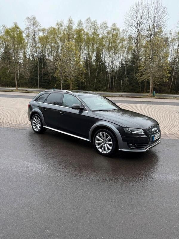 Grau Gebraucht 2010 Audi A4 Allroad Kombi | 7.000 € - Bild 1/4