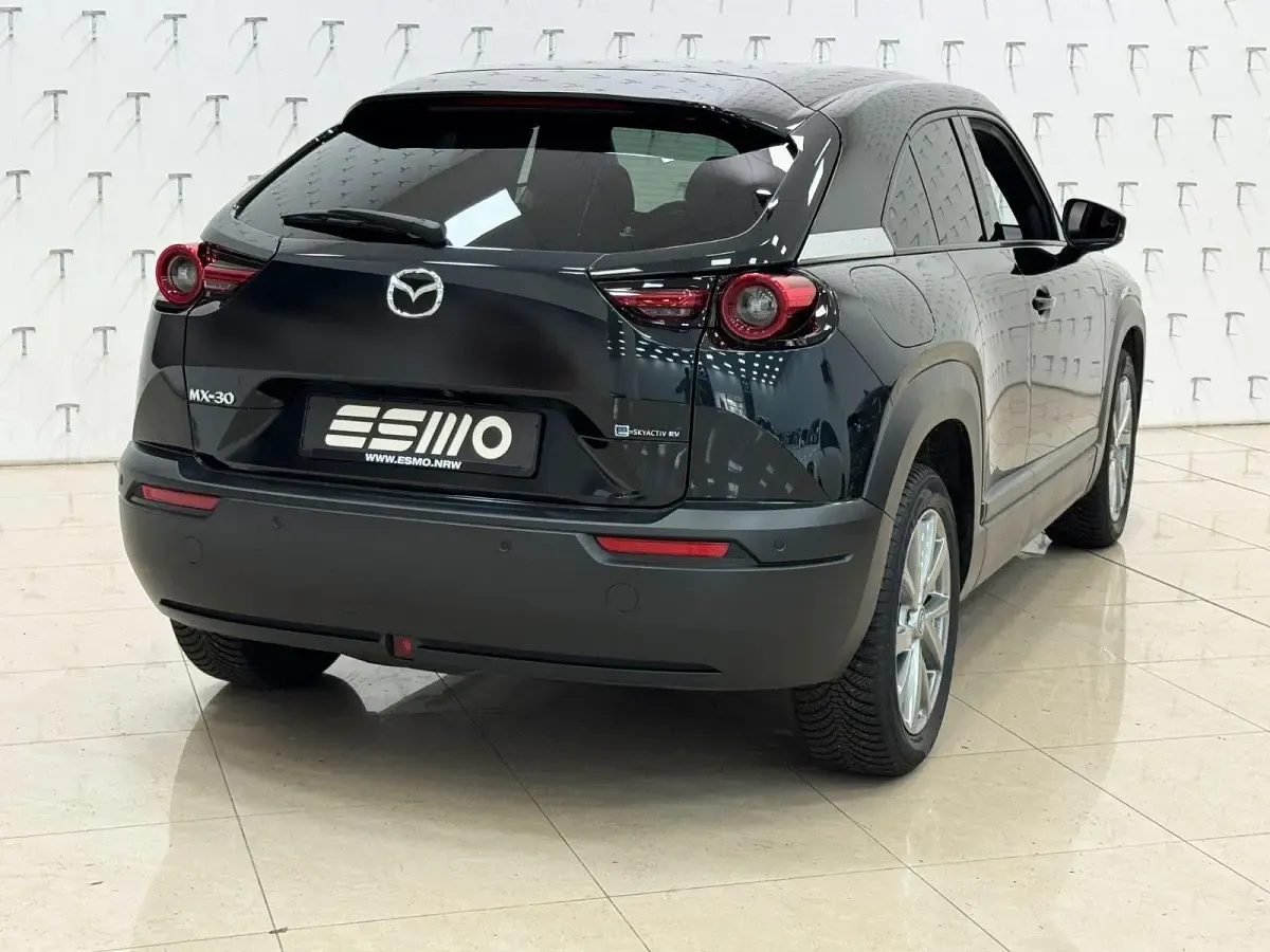 Gebraucht Mazda MX30 Ad'Vantage 106 kW (145 PS) 2023 Schwarz SUV