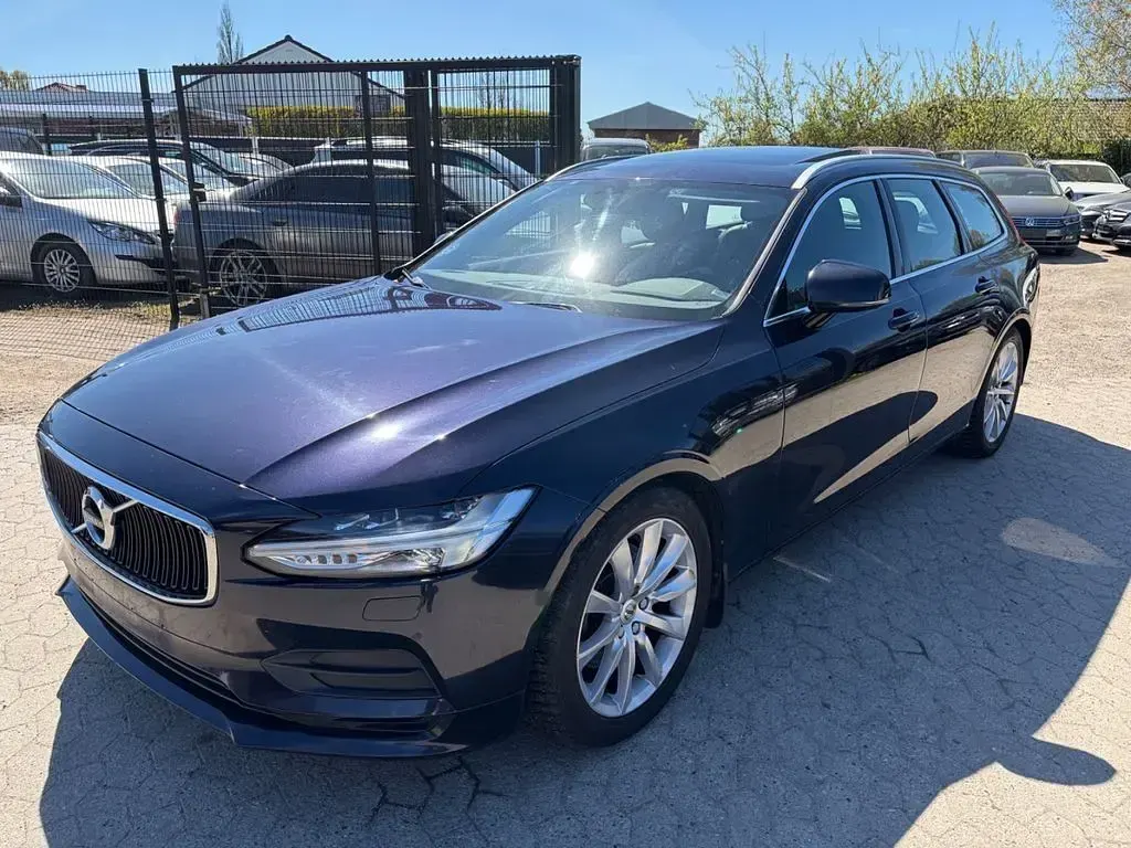 Second-hand Volvo V90 235 CP (172 kW) 2016 Albastru Break