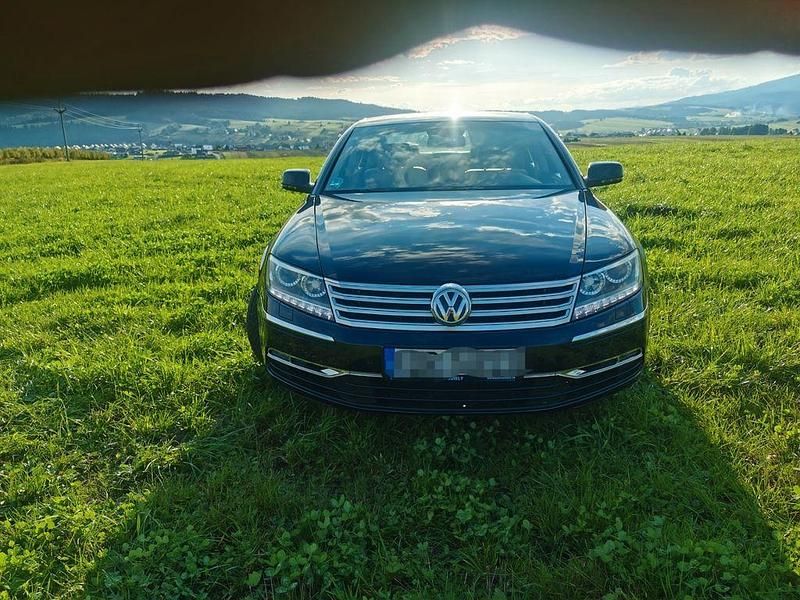 Schwarz Gebraucht 2012 VW Phaeton Limousine | 13.000 € (Etwas zu teuer) - Bild 1/4