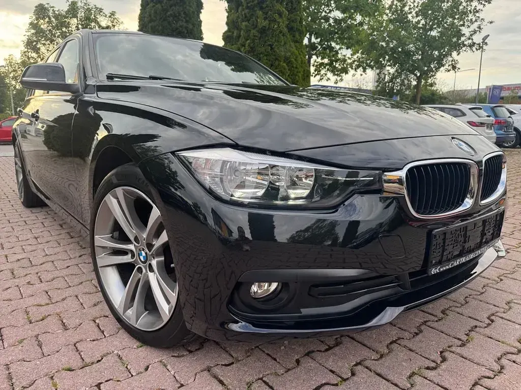 Gebraucht BMW 318 Advantage 150 PS (110 kW) 2016 Schwarz Kombi