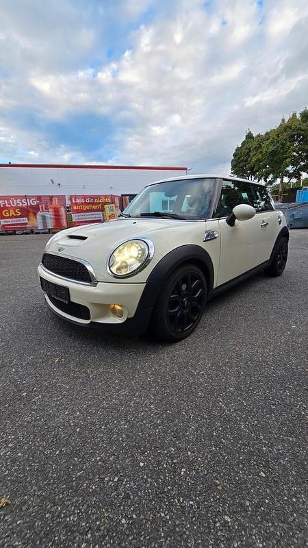 Beige Gebraucht 2010 Mini Cooper S Kleinwagen | 7.200 € (Fairer Preis) - Bild 1/4