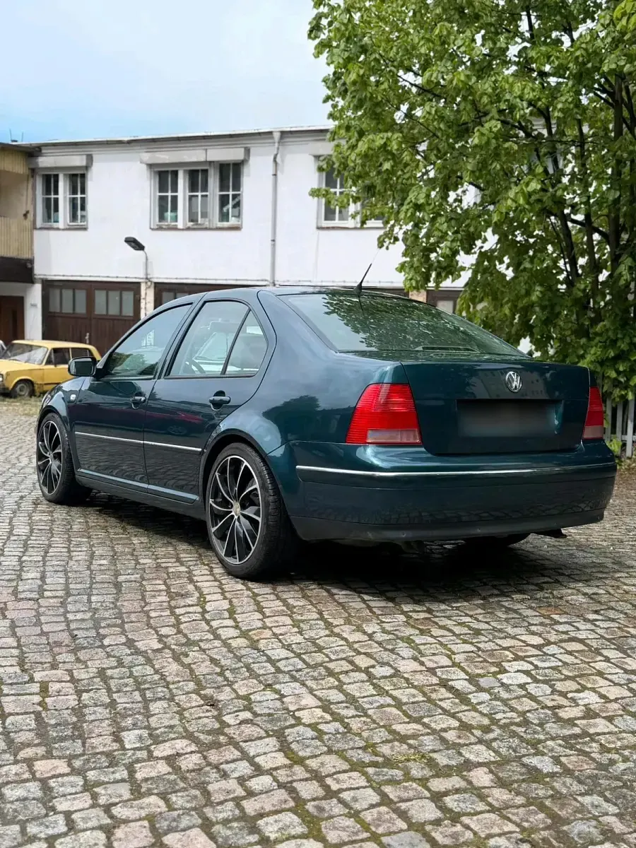 Occasion VW Bora 110 ch (80 kW) 2002 Vert Berline