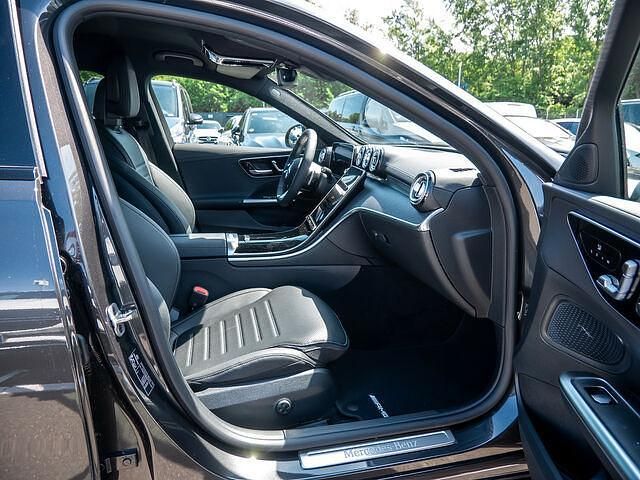 Gebraucht Mercedes C200 AMG line 204 PS (150 kW) 2024 Grau / graphitgrau Kombi