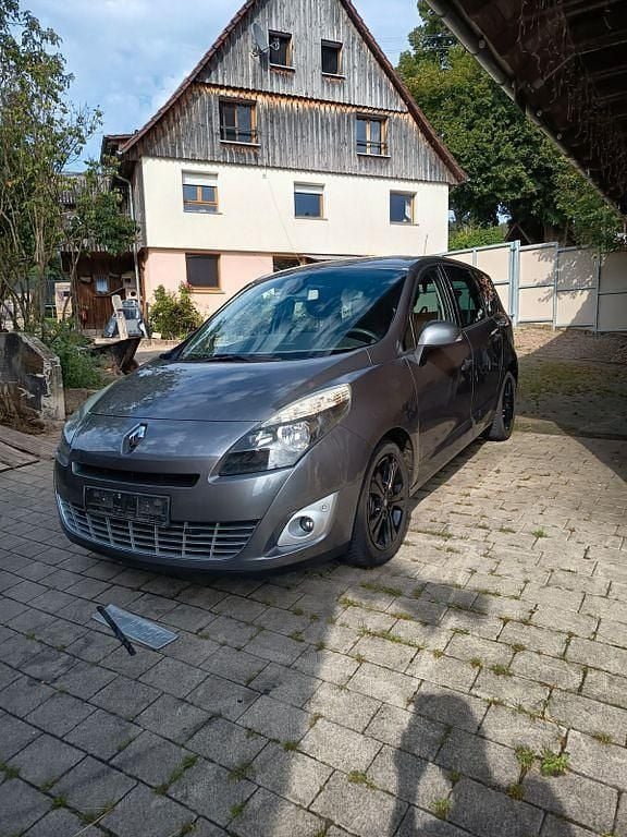 Grau Gebraucht 2011 Renault Grand Scénic III Dynamique Van / Kleinbus | 1.800 € - Bild 1/4