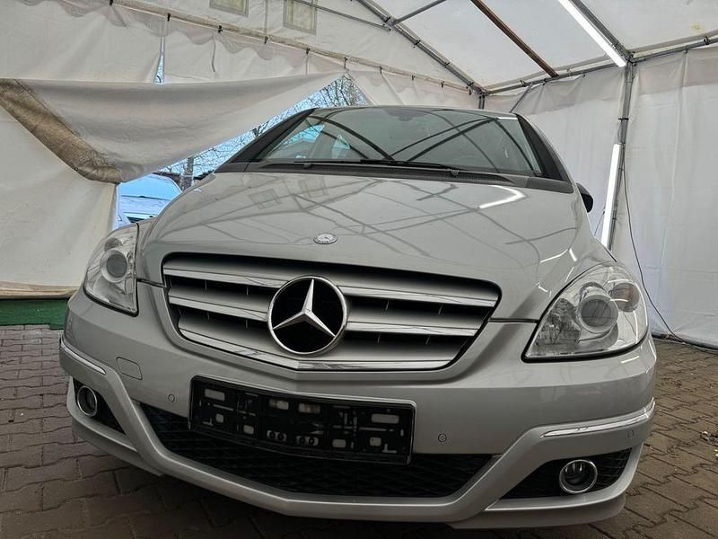 Gebraucht Mercedes B170 116 PS (85 kW) 2008 Silber Van / Kleinbus