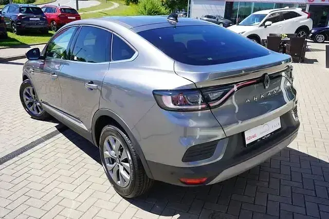 Neu Renault Arkana 140 PS (102 kW) 2026 Grau SUV