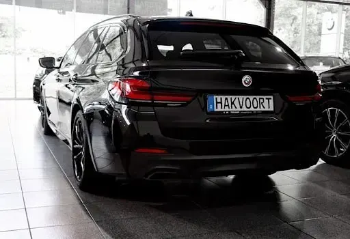 Gebraucht BMW 530 Shadowline 245 PS (180 kW) 2022 Schwarz Kombi