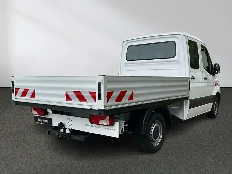 Gebraucht Mercedes Sprinter 150 PS (110 kW) 2021 Arktikweiß Van