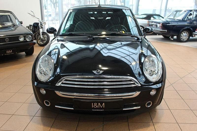 Schwarz Gebraucht 2005 Mini Cooper Cabriolet Cabrio | 5.990 € (Fairer Preis) - Bild 1/4