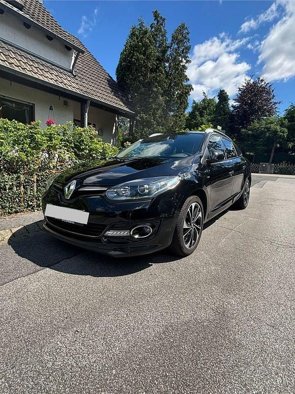 Schwarz Gebraucht 2015 Renault Mégane GrandTour Bose Edition Kombi | 6.999 € - Bild 1/4