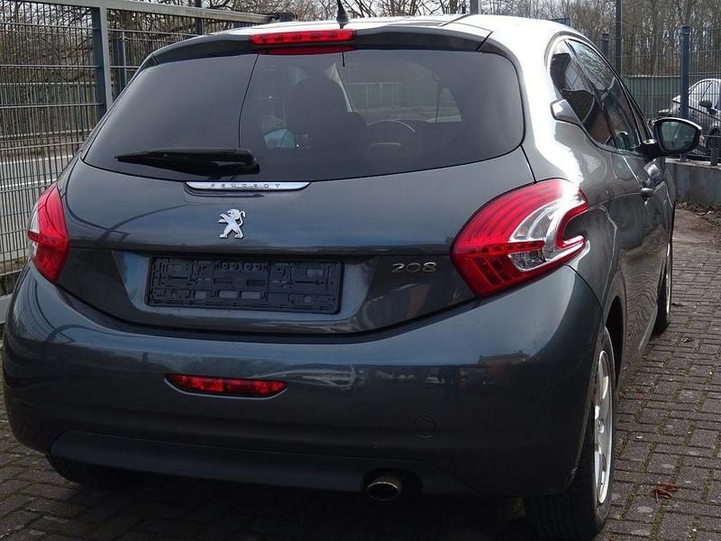 Gebraucht Peugeot 208 Allure 120 PS (88 kW) 2012 Grau Kleinwagen