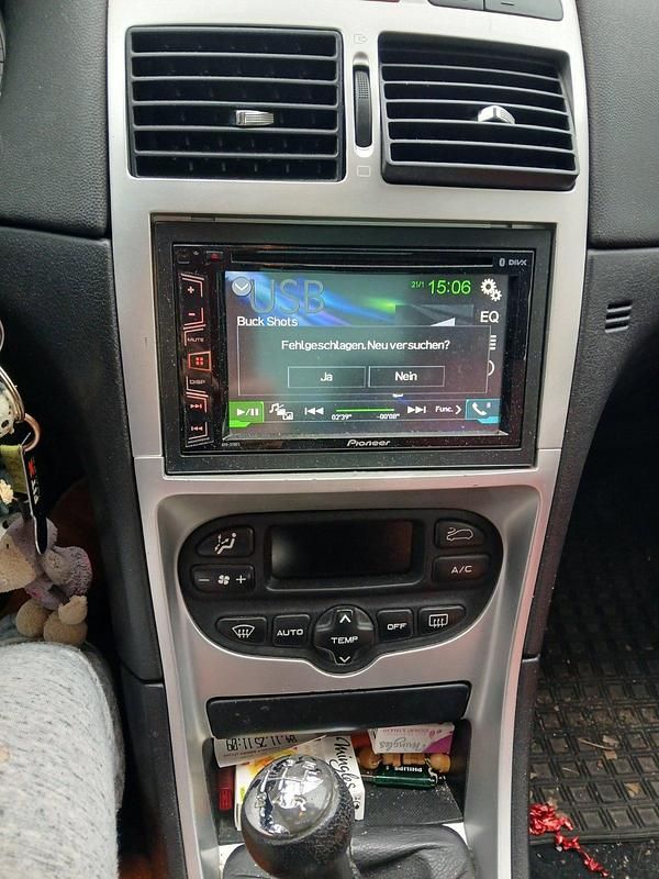 Gebraucht Peugeot 307 CC 136 PS (100 kW) 2005 Silber Cabrio