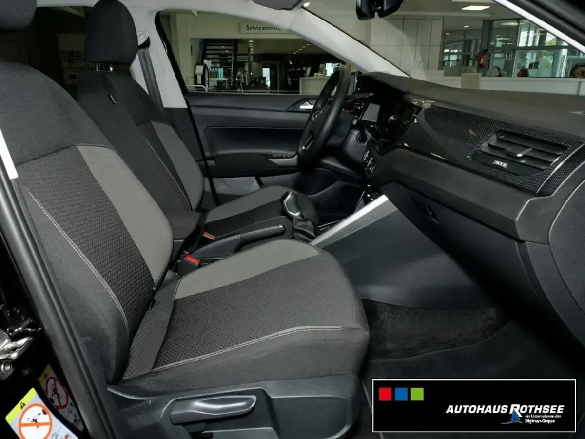 Gebraucht VW Polo Life 80 PS (58 kW) 2025 Deep black perleffekt Kleinwagen