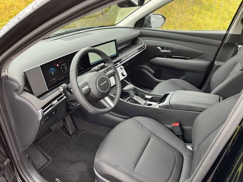 Gebraucht Hyundai Tucson Select 160 PS (117 kW) 2024 Abyss black mineraleffekt SUV