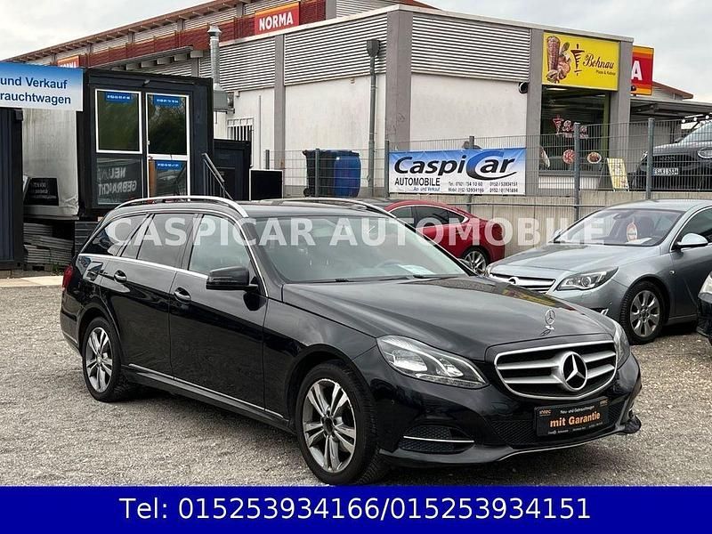 Schwarz unilack Gebraucht 2014 Mercedes E220 Avantgarde Kombi | 6.790 € (Guter Preis) - Bild 1/4