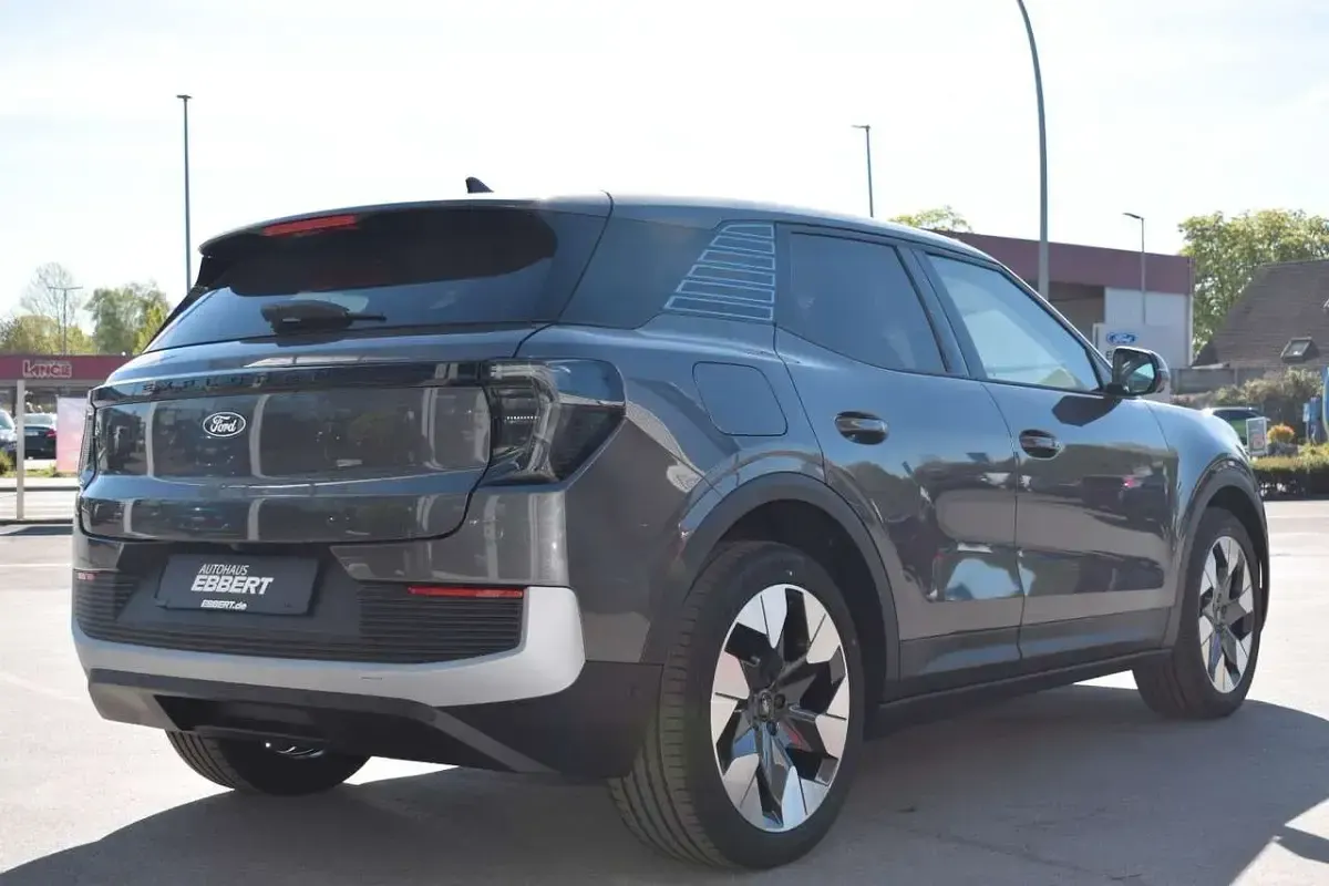 Nowe Ford Explorer Premium 210 kW (286 KM) 2026 Szary SUV