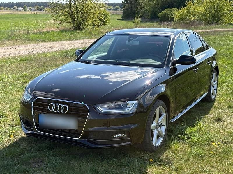 Schwarz Gebraucht 2014 Audi A4 S-Line Limousine | 13.900 € (Guter Preis) - Bild 1/4