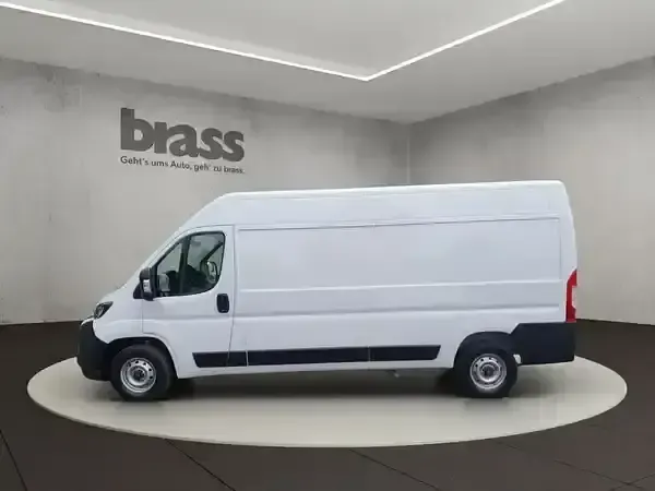 Gebraucht Opel Movano 140 PS (102 kW) 2024 Lackierung weiss icy / typ aussenverkleidung spiegel flach standard Van