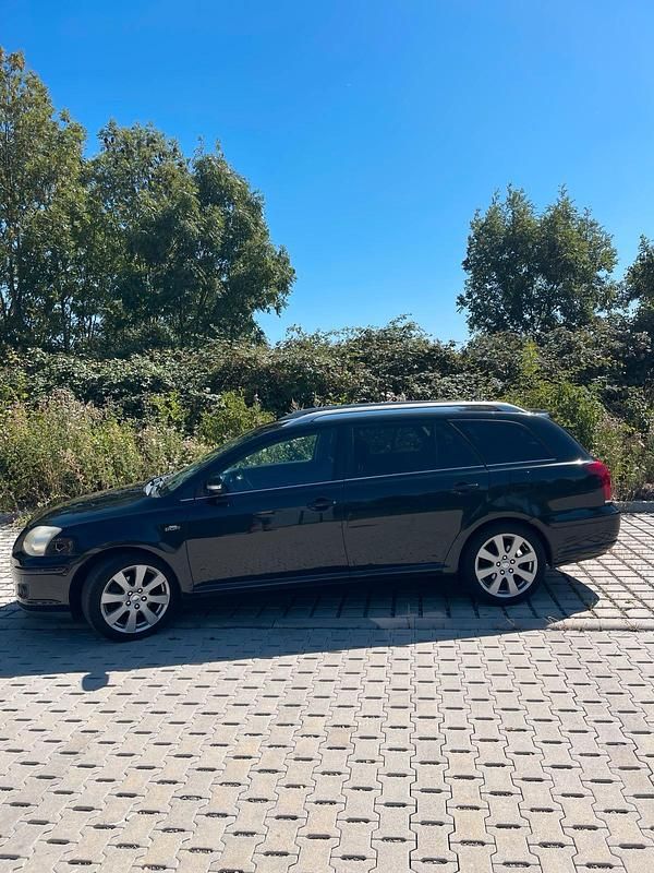 Gebraucht Toyota Avensis 177 PS (130 kW) 2008 Schwarz Kombi