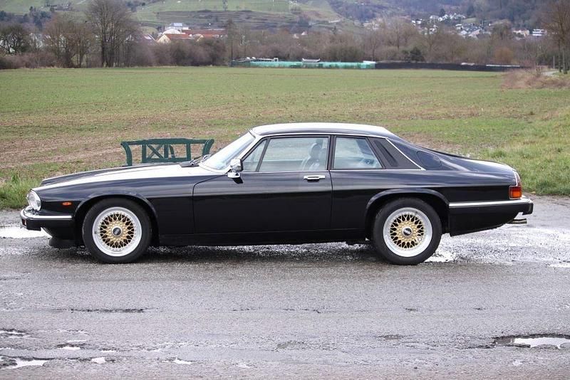 Käytetty Jaguar XJS S 281 HP (206 kW) 1987 Musta Coupe - kaksiovinen