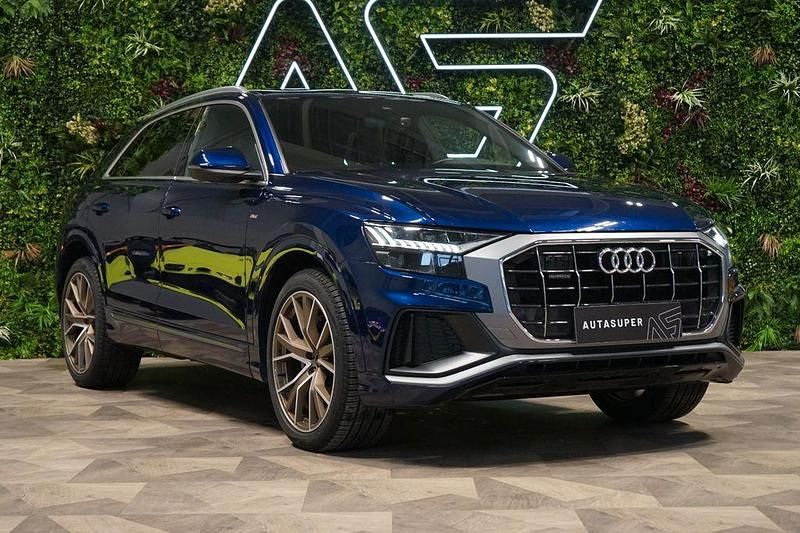 Gebraucht Audi Q8 S-Line 286 PS (210 kW) 2023 Blau SUV