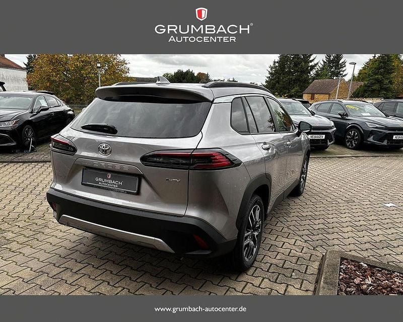 Neu Toyota Corolla Cross Style 178 PS (130 kW) 2026 Grau SUV