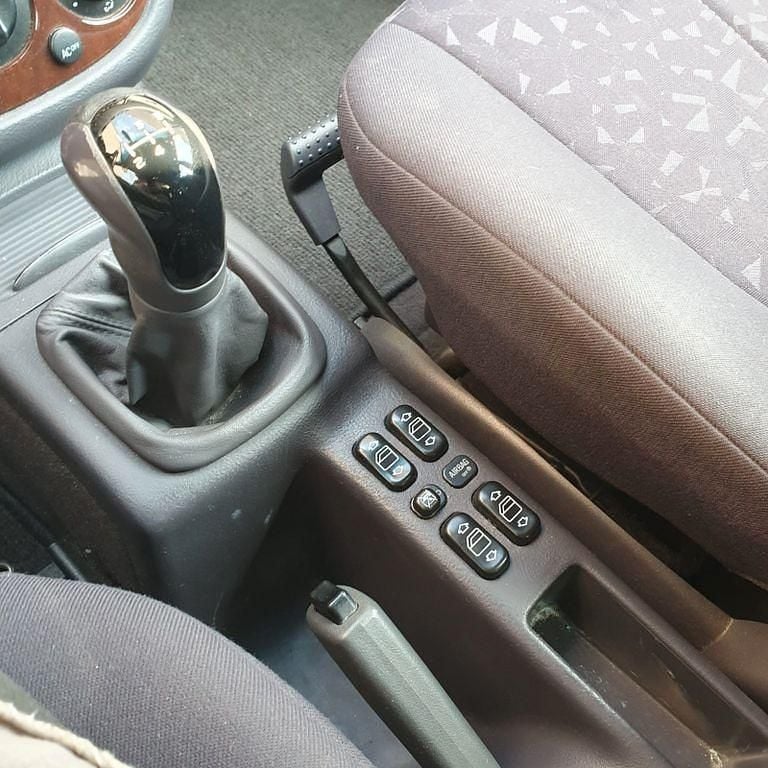 Gebraucht Mercedes A160 Avantgarde 102 PS (75 kW) 2002 Van / Kleinbus