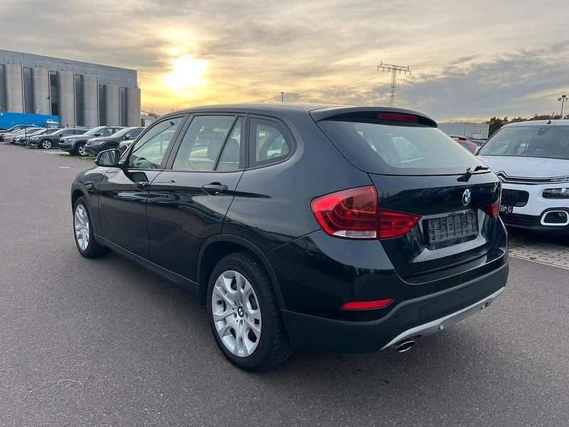 Gebraucht BMW X1 Sport Line 150 PS (110 kW) 2013 Schwarz SUV