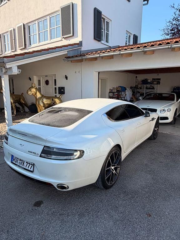 Second-hand Aston Martin Rapide 557 CP (409 kW) 2014 Alb Berlinǎ