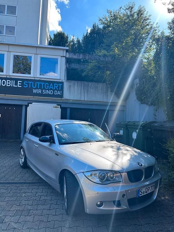 Silber Gebraucht 2006 BMW 120 Sport Line Kleinwagen | 2.350 € (Guter Preis) - Bild 1/4