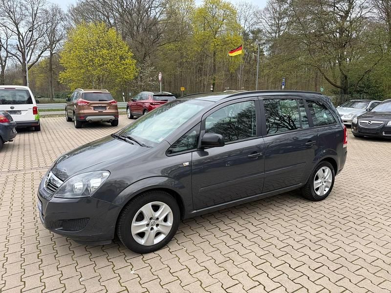 Gebraucht Opel Zafira Edition 140 PS (102 kW) 2014 Grau Van / Kleinbus