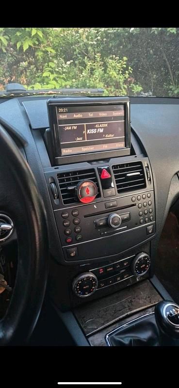 Gebraucht Mercedes 320 224 PS (164 kW) 2008 Schwarz Limousine