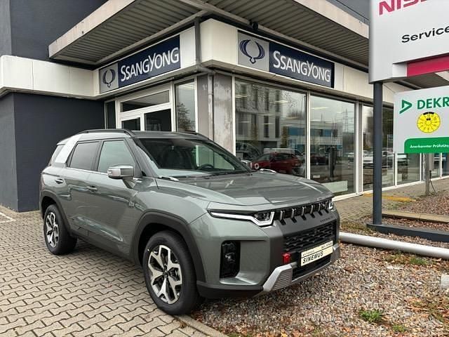 Grün Neu 2025 Ssangyong Torres SUV | 33.890 € - Bild 1/4