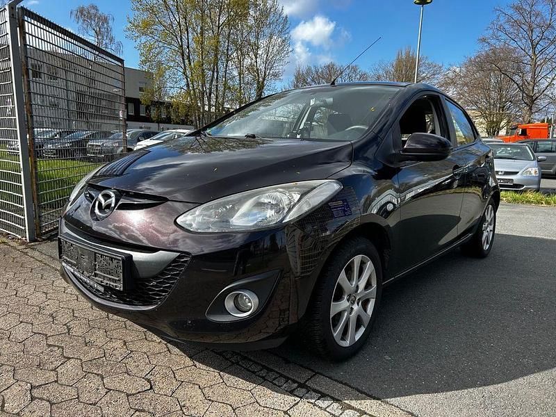 Gebraucht Mazda 2 Active 84 PS (61 kW) 2011 Schwarz Kleinwagen