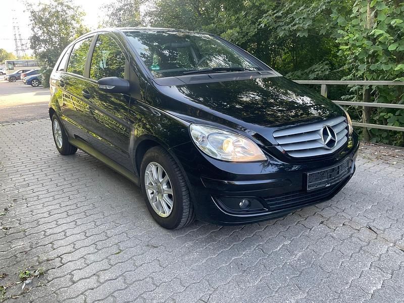 Gebraucht Mercedes B150 107 PS (78 kW) 2005 Schwarz Van / Kleinbus