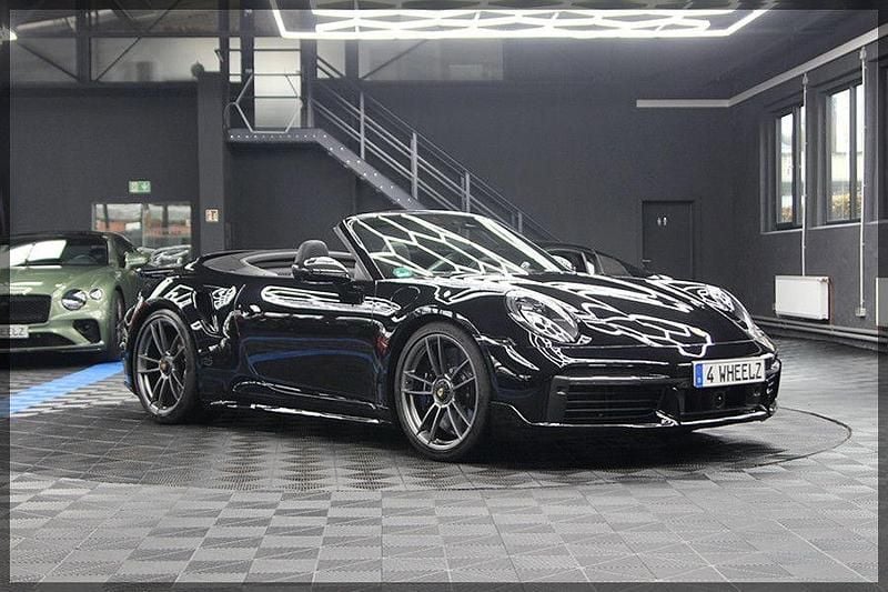 Gebraucht Porsche 992 650 PS (478 kW) 2022 Schwarz Cabrio